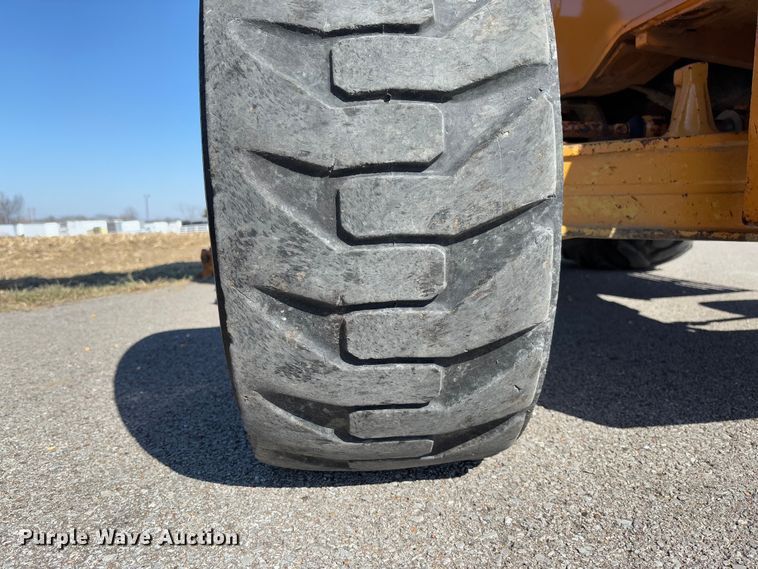 image for item FB3133 2003 Case 580 Super M backhoe