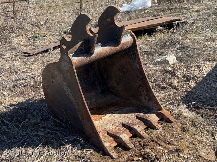 image for item FB3139 24