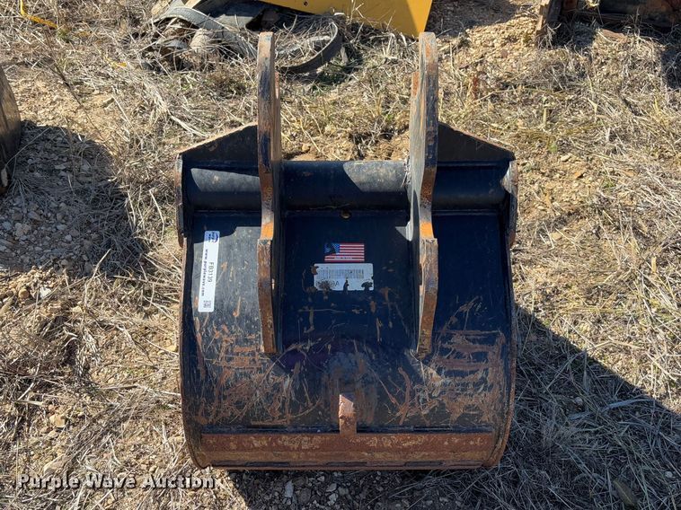 image for item FB3139 24