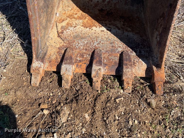 image for item FB3139 24