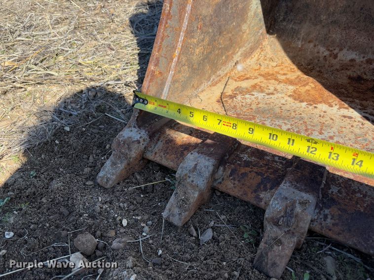 image for item FB3139 24