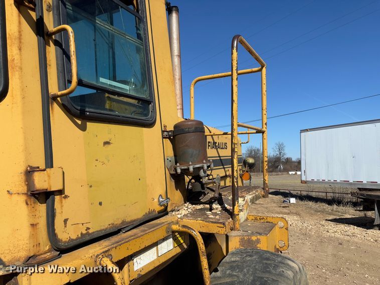 image for item FB3143 1982 Fiat Allis FR15 wheel loader