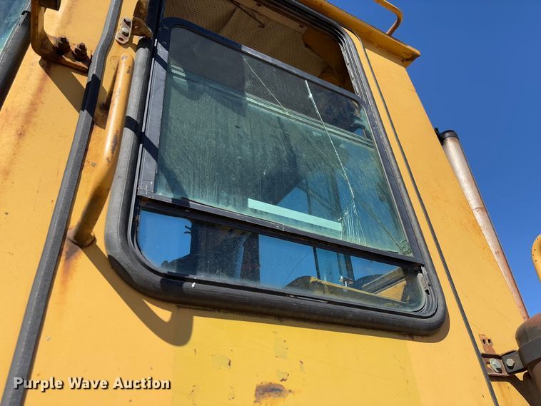 image for item FB3143 1982 Fiat Allis FR15 wheel loader