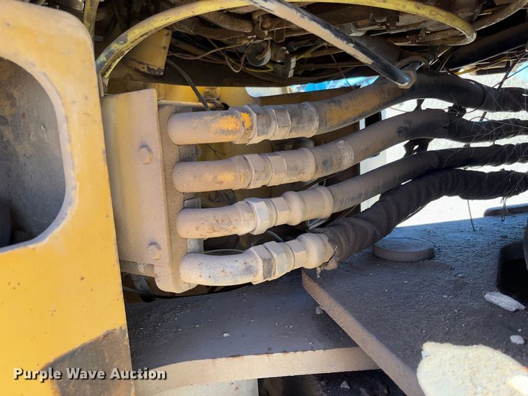 image for item FB3143 1982 Fiat Allis FR15 wheel loader
