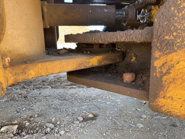 image for item FB3143 1982 Fiat Allis FR15 wheel loader