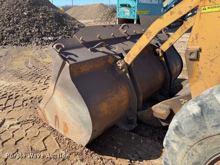 image for item FB3143 1982 Fiat Allis FR15 wheel loader