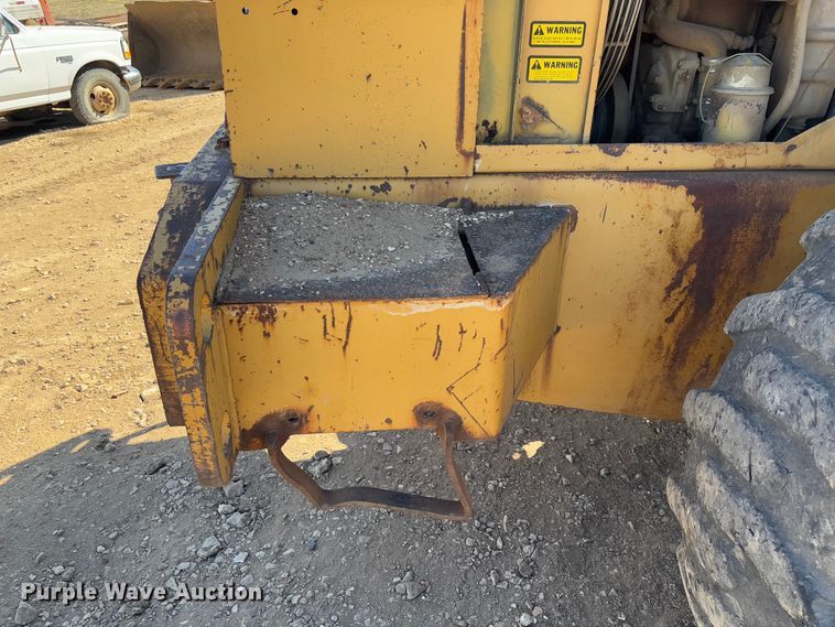 image for item FB3143 1982 Fiat Allis FR15 wheel loader