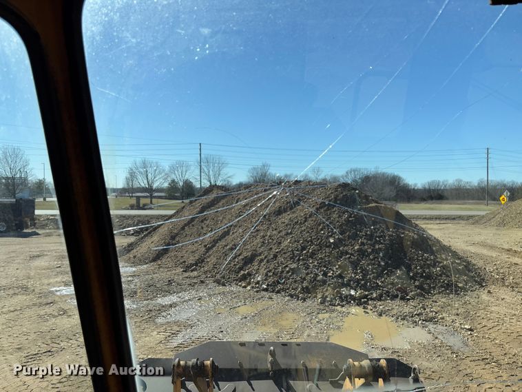 image for item FB3143 1982 Fiat Allis FR15 wheel loader