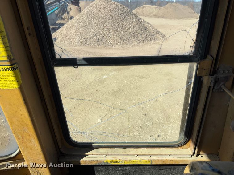 image for item FB3143 1982 Fiat Allis FR15 wheel loader