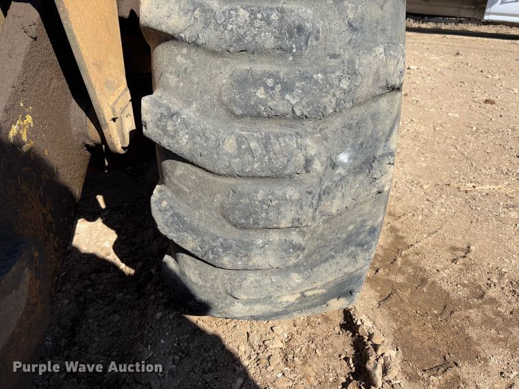 image for item FB3143 1982 Fiat Allis FR15 wheel loader