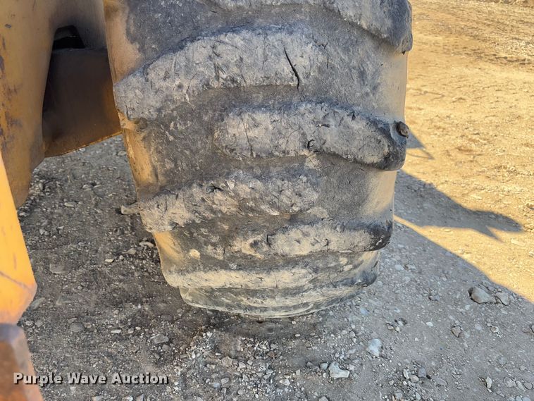 image for item FB3143 1982 Fiat Allis FR15 wheel loader