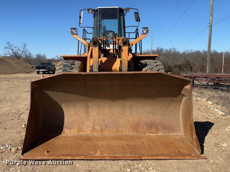 image for item FB3145 1994 Fiat Allis FR220 wheel loader