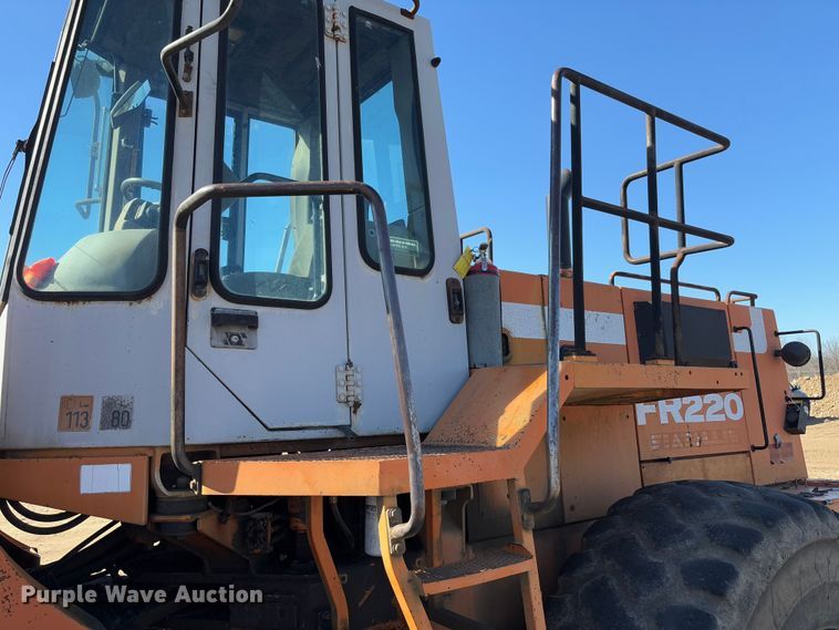 image for item FB3145 1994 Fiat Allis FR220 wheel loader