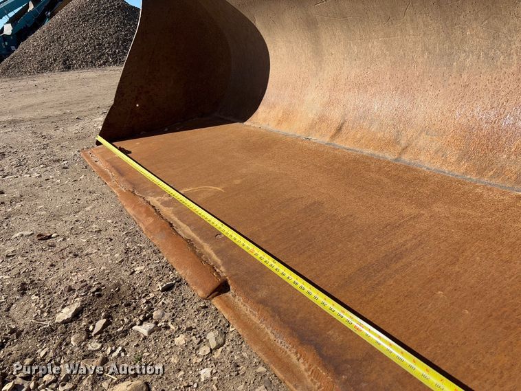 image for item FB3145 1994 Fiat Allis FR220 wheel loader