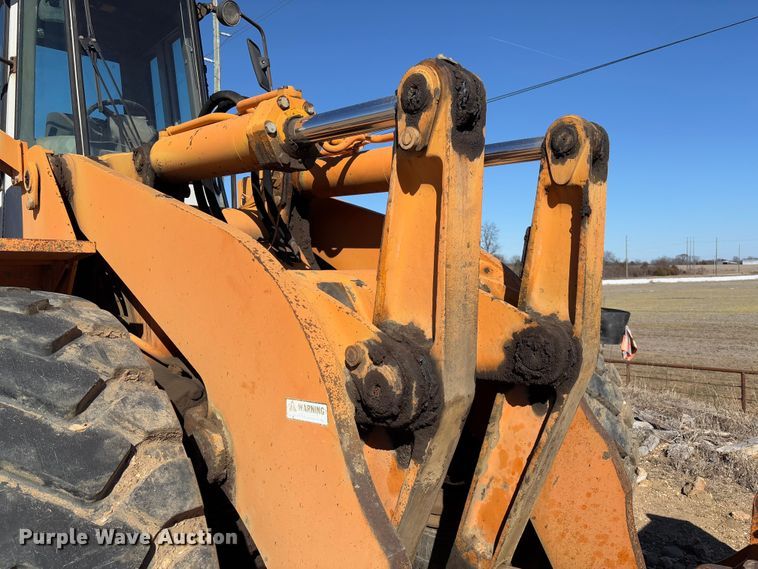 image for item FB3145 1994 Fiat Allis FR220 wheel loader