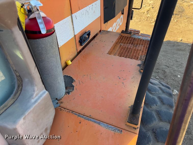 image for item FB3145 1994 Fiat Allis FR220 wheel loader