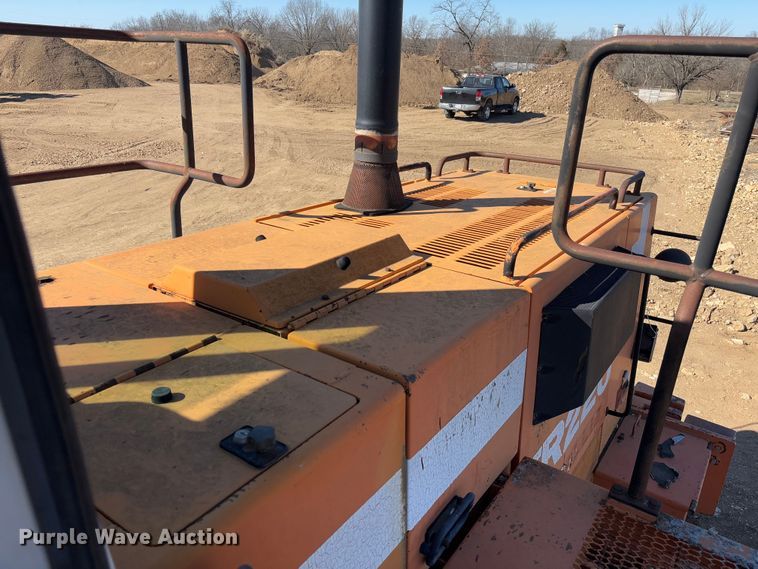 image for item FB3145 1994 Fiat Allis FR220 wheel loader