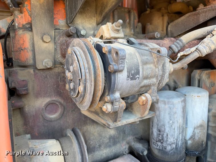 image for item FB3145 1994 Fiat Allis FR220 wheel loader