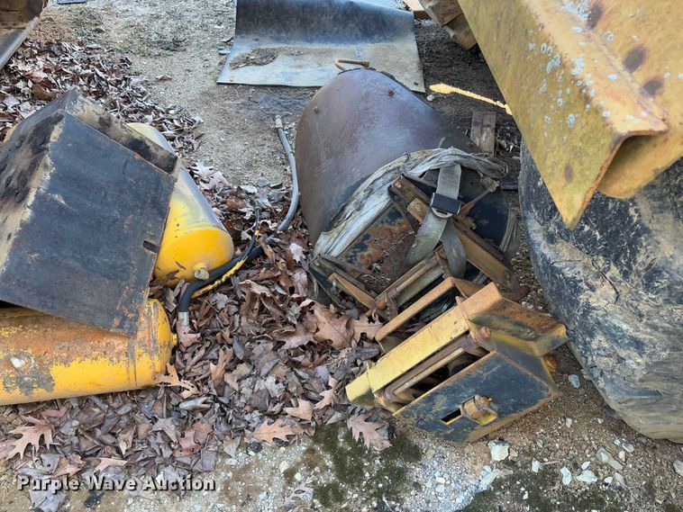 image for item FB3148 1978 Dresser 412 elevating scraper