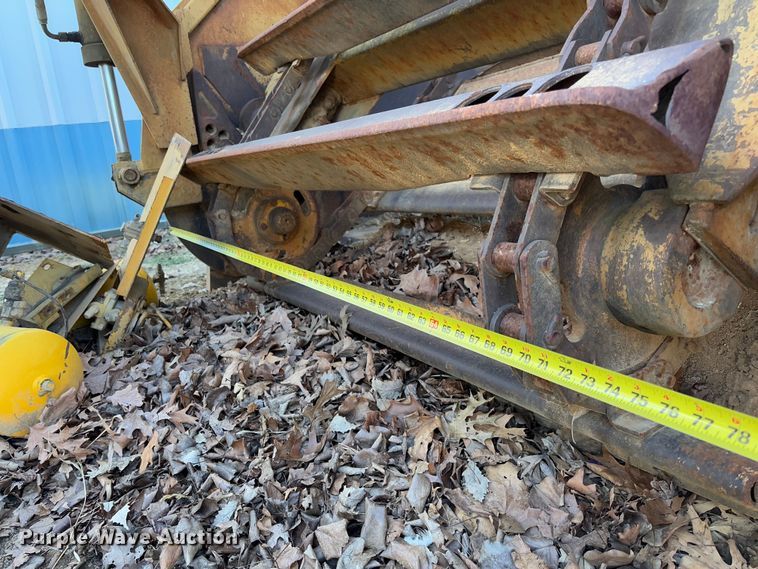 image for item FB3148 1978 Dresser 412 elevating scraper