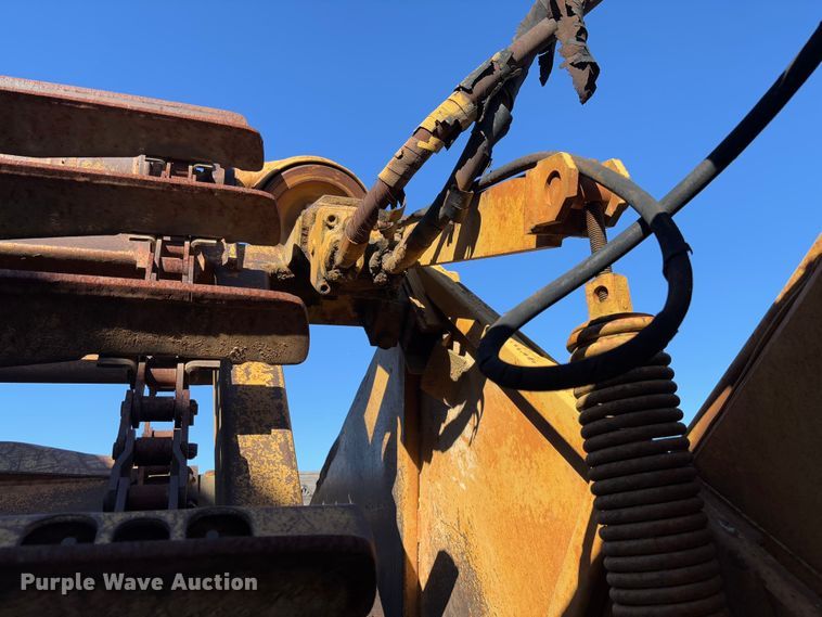 image for item FB3148 1978 Dresser 412 elevating scraper