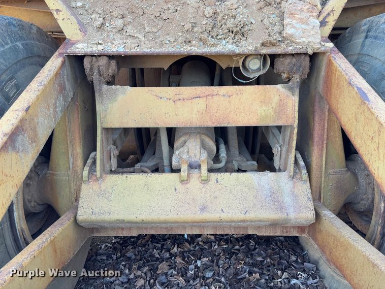 image for item FB3148 1978 Dresser 412 elevating scraper