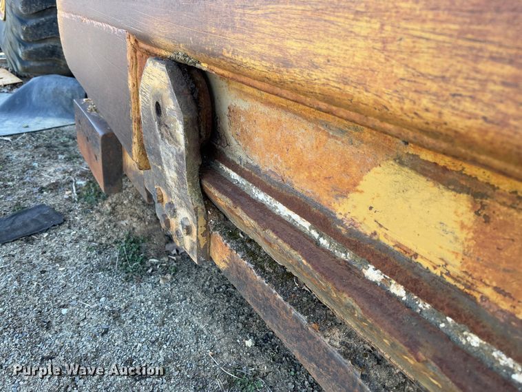 image for item FB3148 1978 Dresser 412 elevating scraper