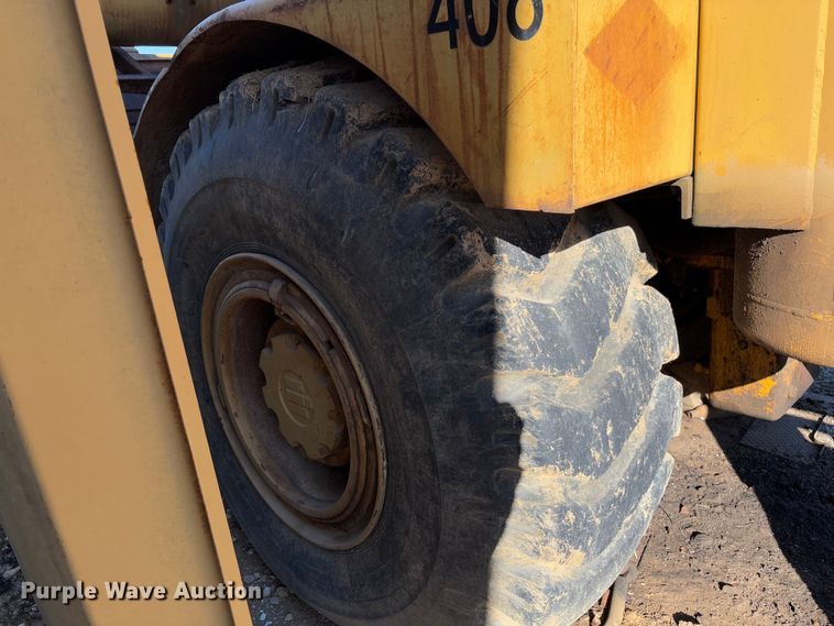 image for item FB3148 1978 Dresser 412 elevating scraper