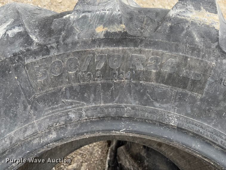 image for item FB3156 (2) Michelin 500/70R24 tires