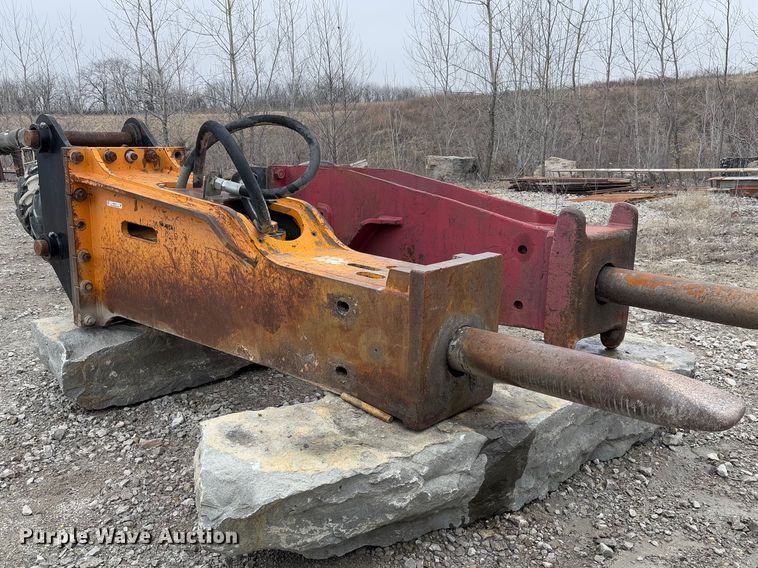 image for item FB3157 Sui BT10000 breaker