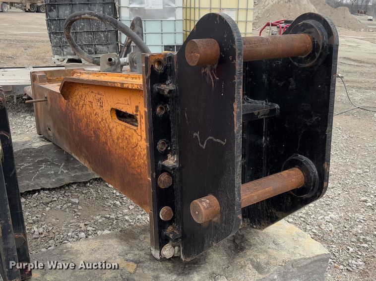 image for item FB3157 Sui BT10000 breaker