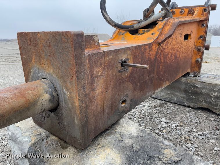 image for item FB3157 Sui BT10000 breaker