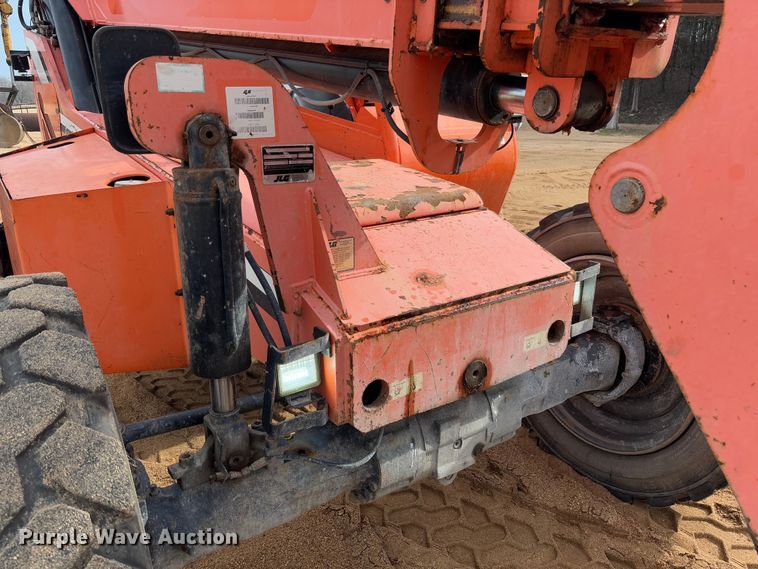 image for item FB3166 2015 JLG Sky Trak 8042 telehandler