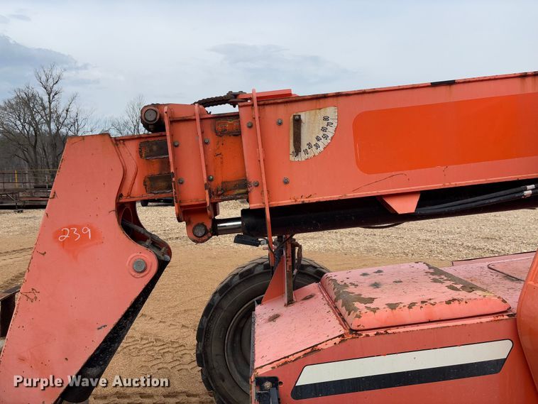 image for item FB3166 2015 JLG Sky Trak 8042 telehandler
