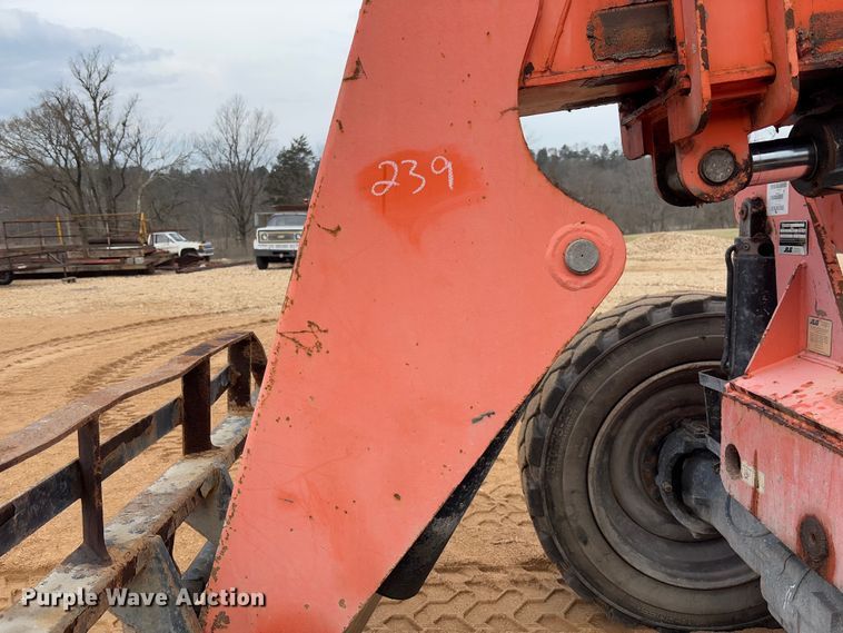 image for item FB3166 2015 JLG Sky Trak 8042 telehandler