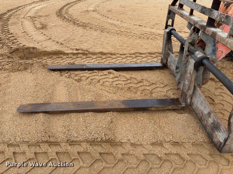 image for item FB3166 2015 JLG Sky Trak 8042 telehandler