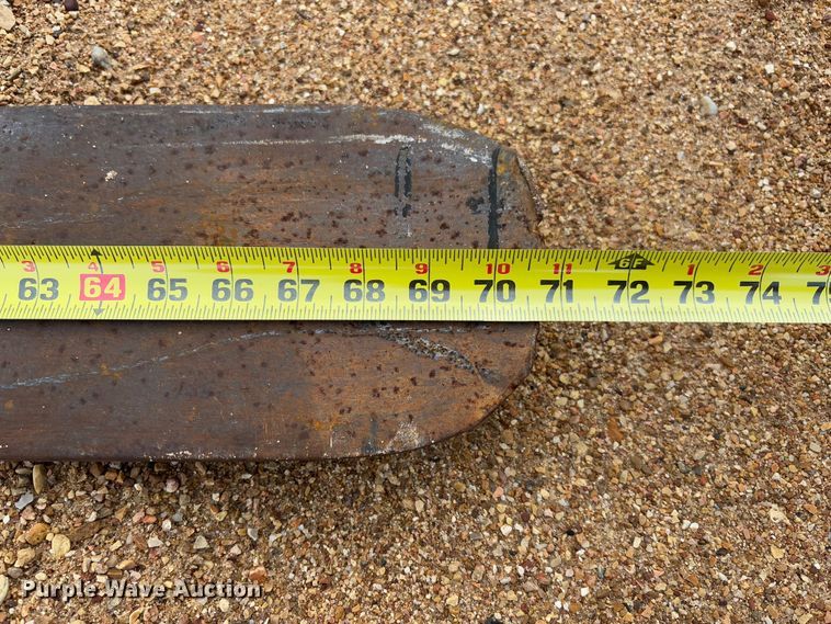 image for item FB3166 2015 JLG Sky Trak 8042 telehandler