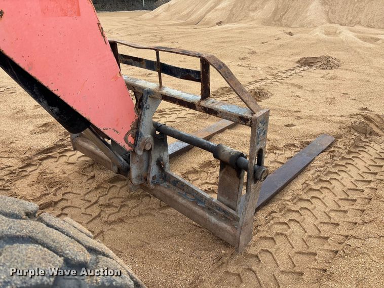 image for item FB3166 2015 JLG Sky Trak 8042 telehandler