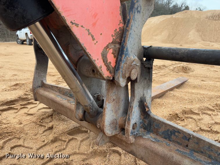 image for item FB3166 2015 JLG Sky Trak 8042 telehandler