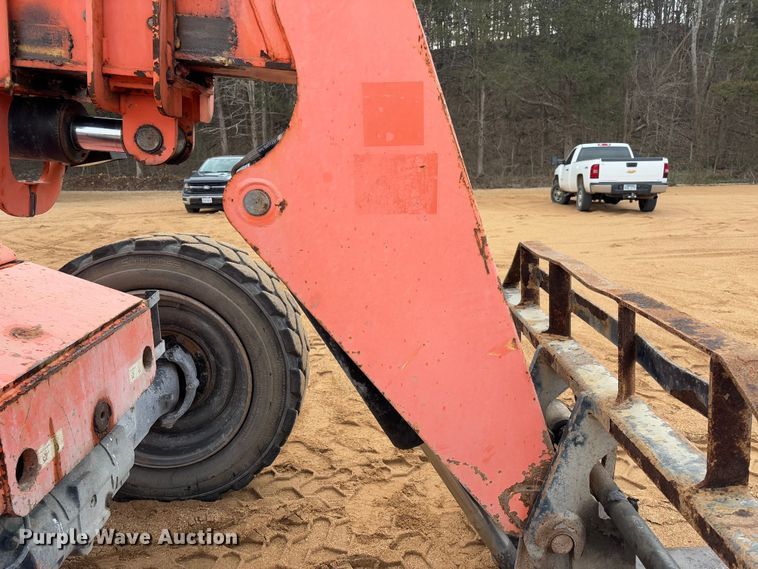image for item FB3166 2015 JLG Sky Trak 8042 telehandler