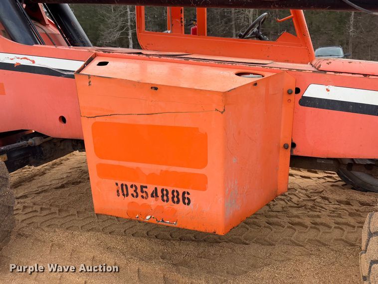 image for item FB3166 2015 JLG Sky Trak 8042 telehandler