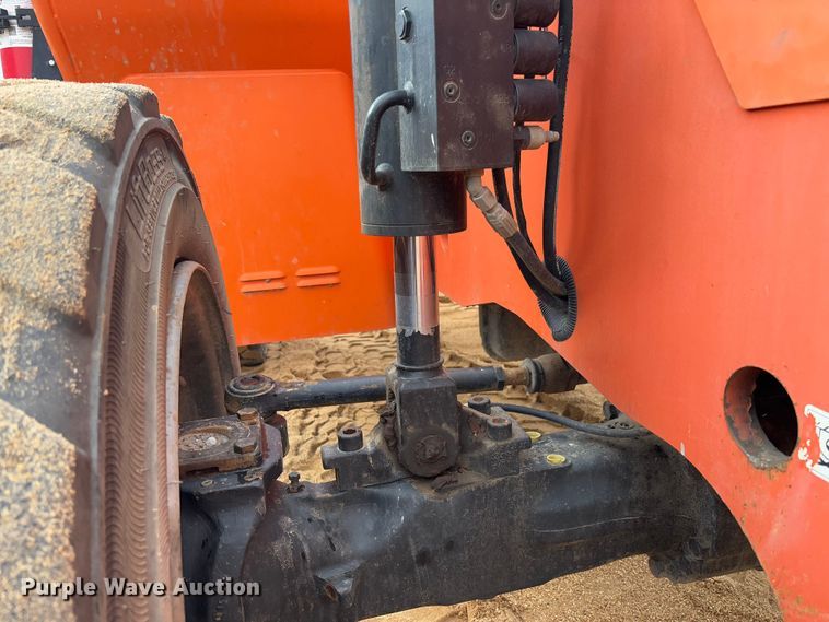image for item FB3166 2015 JLG Sky Trak 8042 telehandler