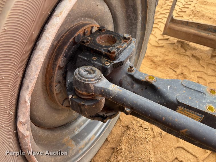 image for item FB3166 2015 JLG Sky Trak 8042 telehandler