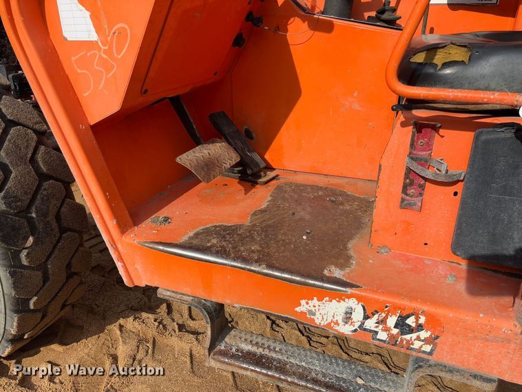 image for item FB3166 2015 JLG Sky Trak 8042 telehandler