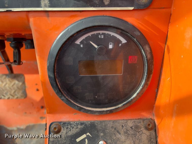 image for item FB3166 2015 JLG Sky Trak 8042 telehandler