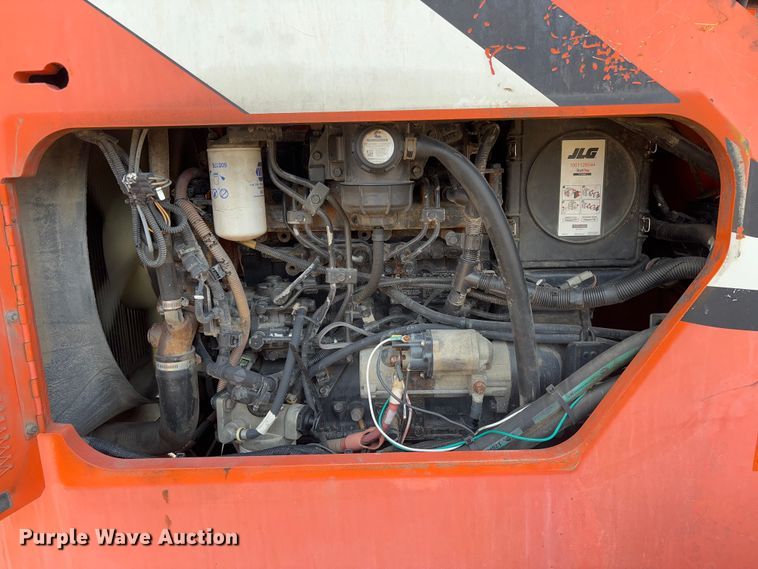 image for item FB3166 2015 JLG Sky Trak 8042 telehandler