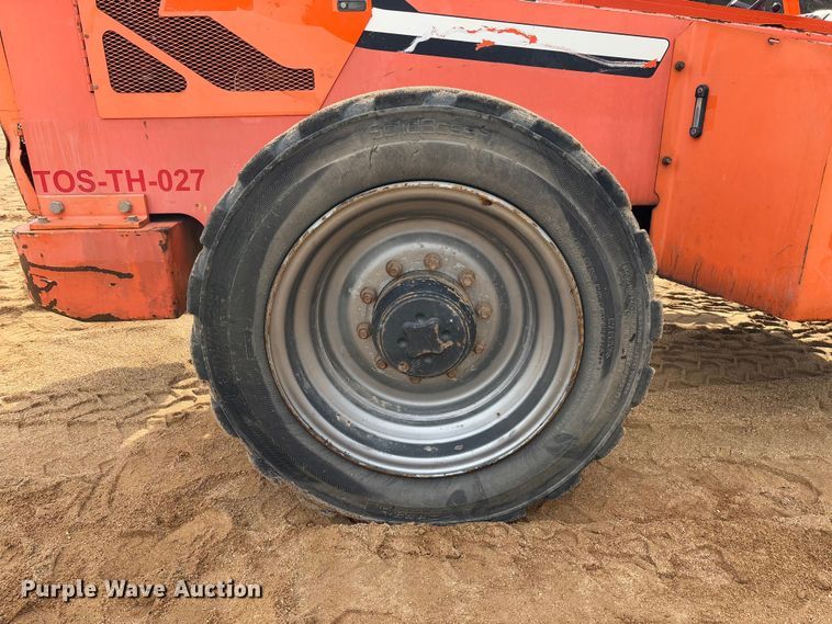 image for item FB3166 2015 JLG Sky Trak 8042 telehandler