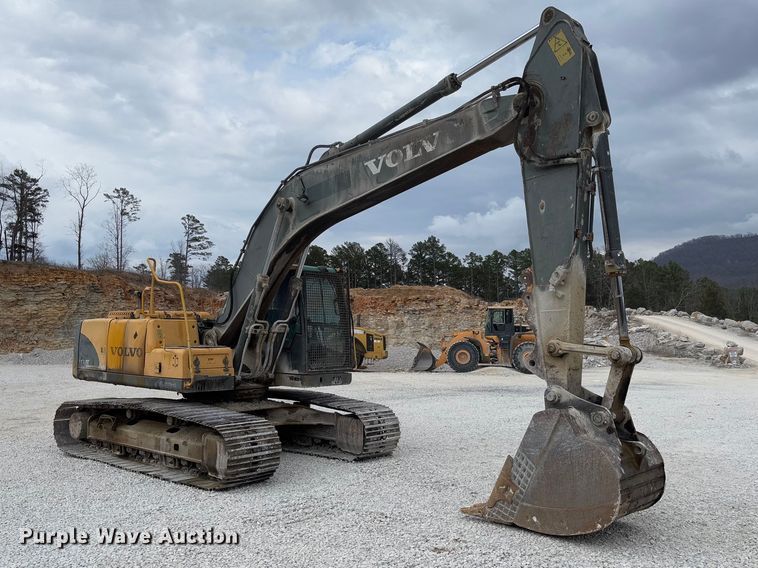 image for item FB3169 2008 Volvo EC210CL excavator