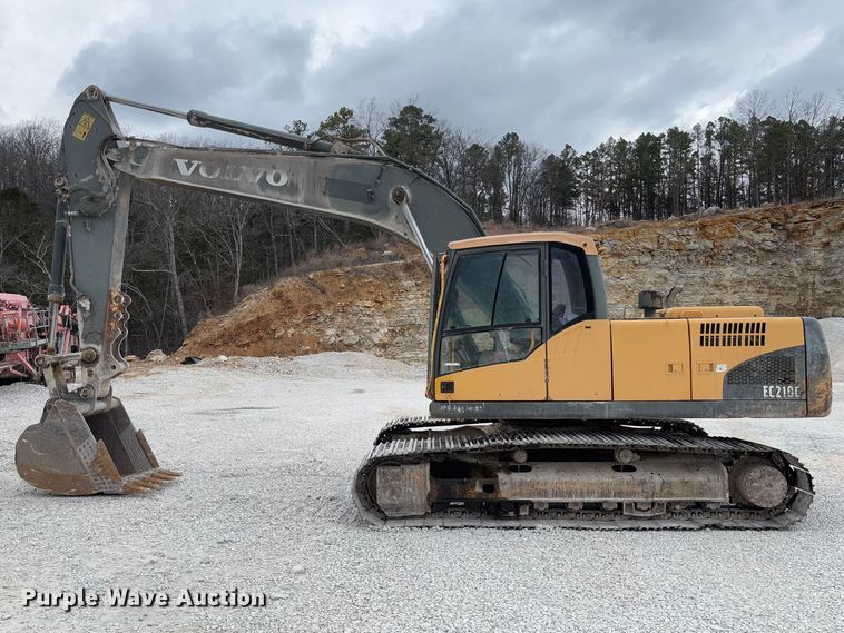 image for item FB3169 2008 Volvo EC210CL excavator