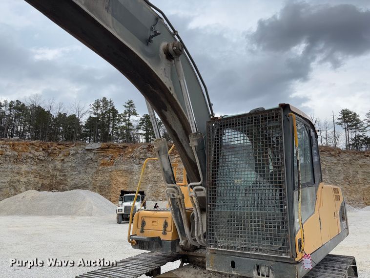 image for item FB3169 2008 Volvo EC210CL excavator